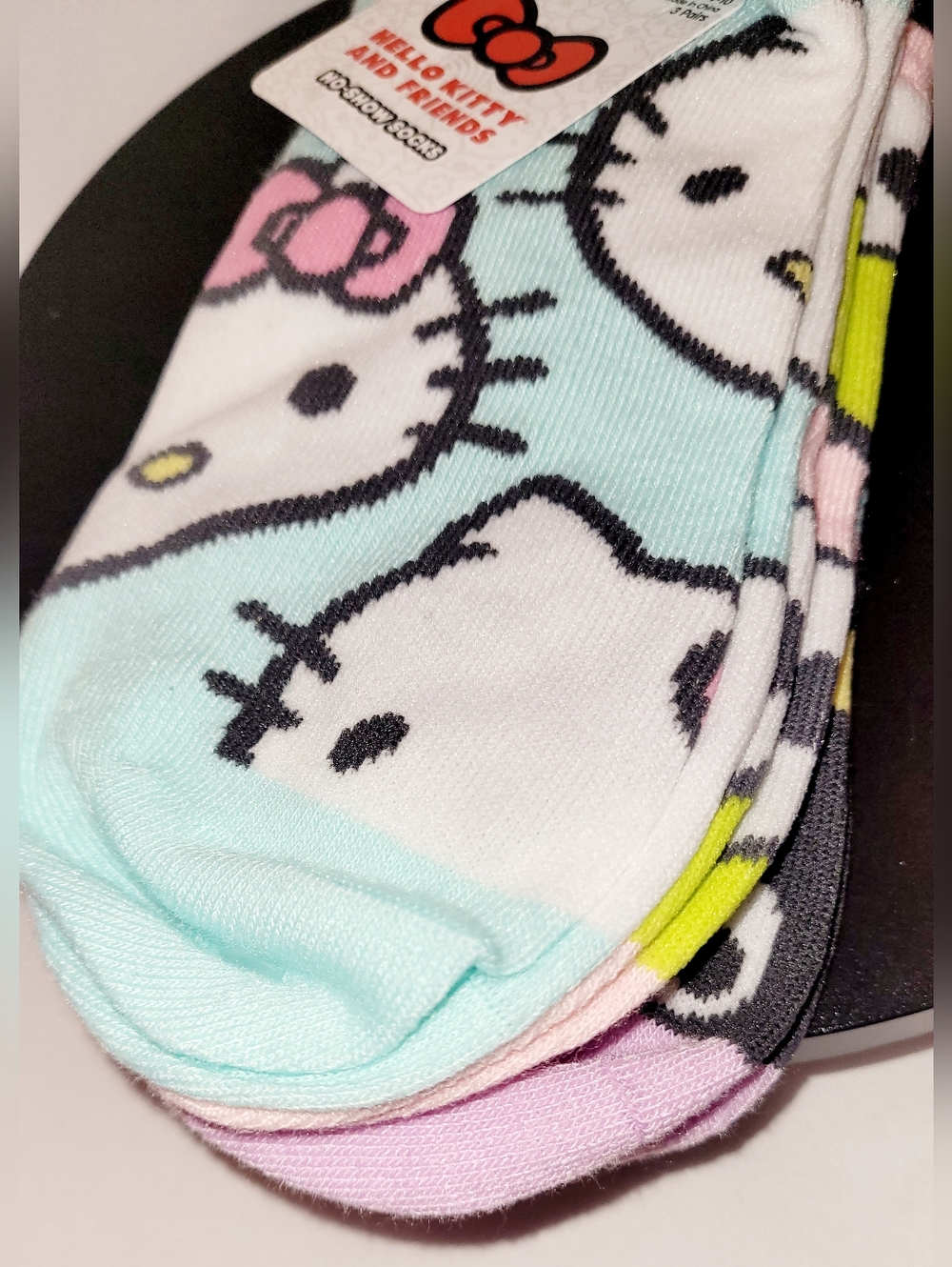 Hello Kitty Crossbody Mini Handbag with Pastel Hat & Socks Set - Picture 5 of 5